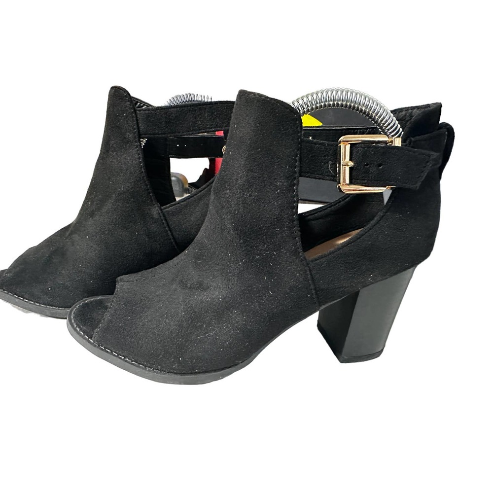 Top Moda Lemie 1 Cut Out Chunky Heel Sandals Size 7